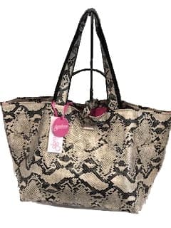 Beiger Python-Shopper